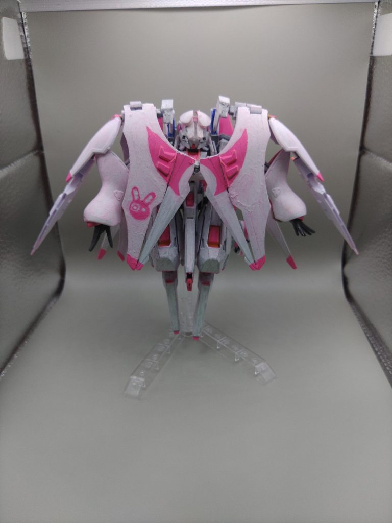 ○MS形態足を展開してMS形態に。基本はこの状態で格納されている設定です。