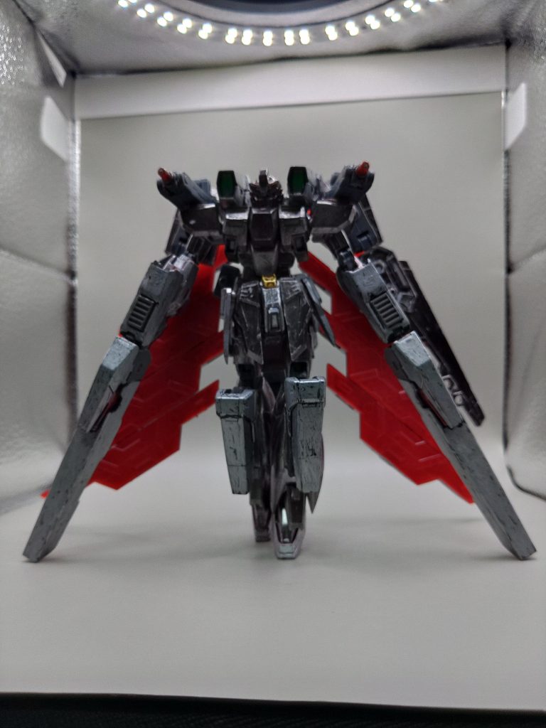 以上、セラヴィ ver.Lunaticでした。これでソレスタルビーイングの機体は全て揃いました。しかし、投稿した4機で出撃されたらリボンズも頭痛ものですね。