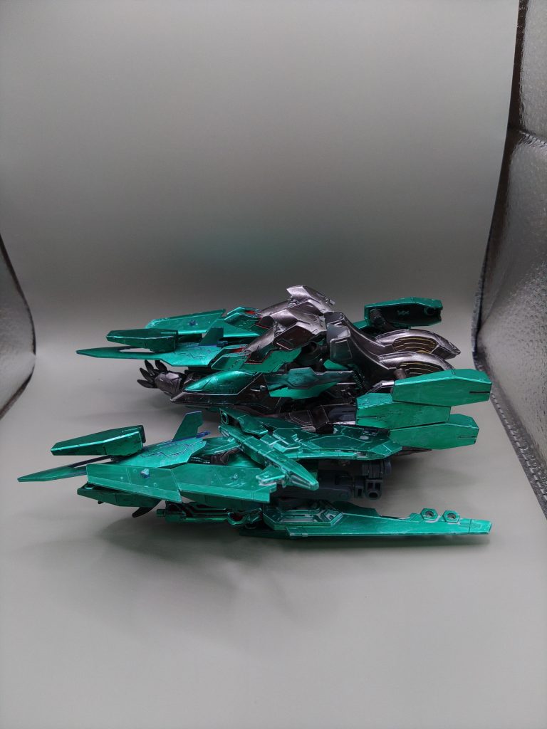 ○MA形態サイドからです。薄々気がついた方もいると思いますが、改造の元の機体はエアマスターです。