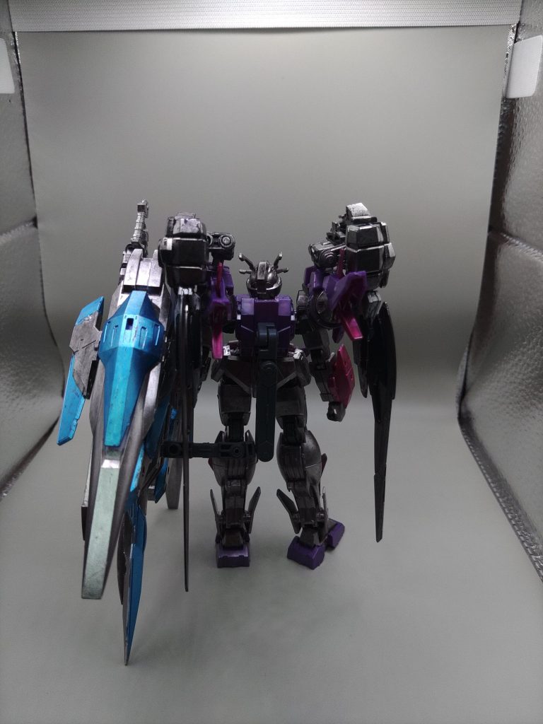 鞘はこのように接続しているため、好きな位置に移動可能です。