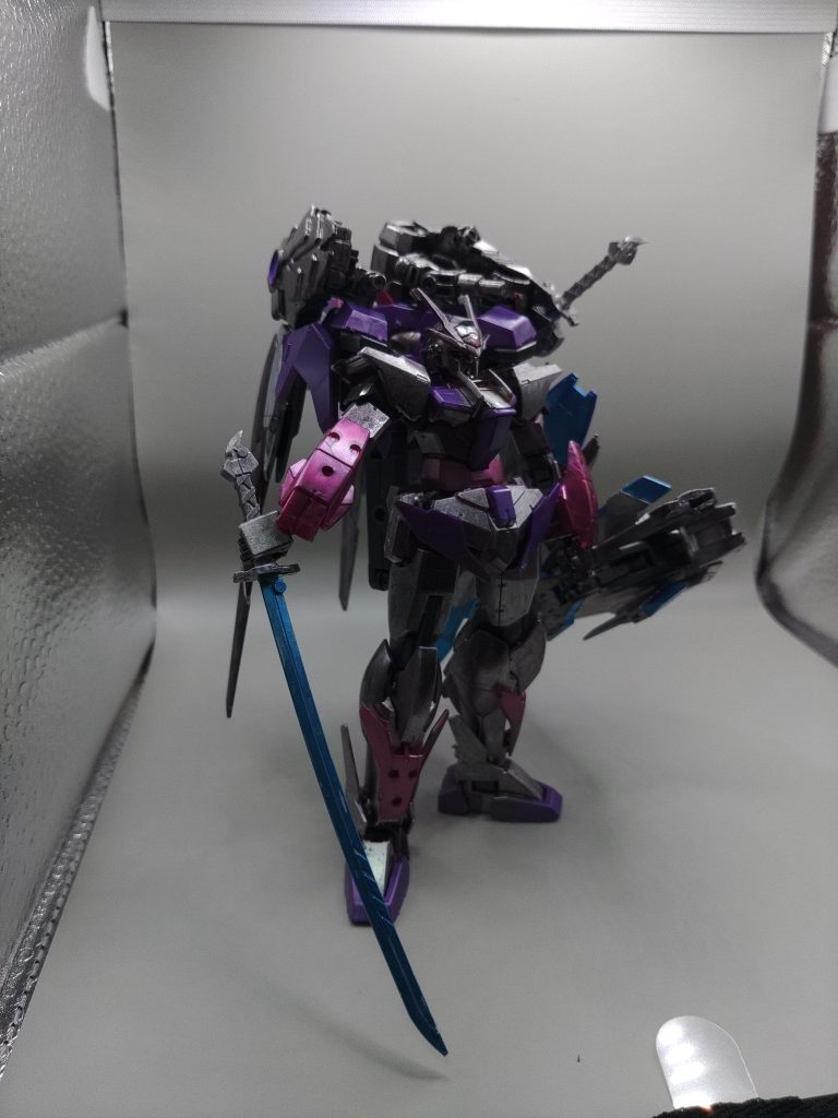 ●基本フォームオーライザーを鞘として使用し戦闘