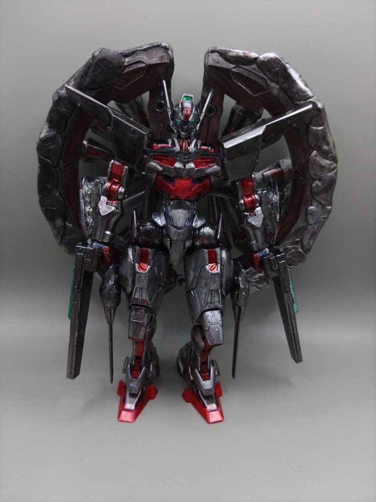 ビットオンフォーム。通常形態を正面から。スターゲイザーのバックアップ、ヴォワチュール・リュミエールを装備し、安定した長距離移動が可能となっています。