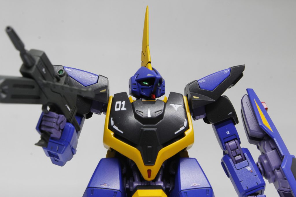 The eyes used here are eyes sticker from leftover stickers from an old G gundam kit.