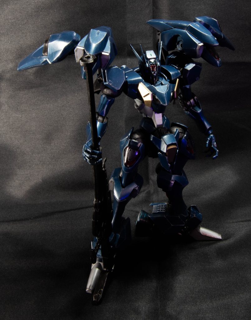 ハンドパーツはブキヤさんの。指先に力入った感じが好きです。