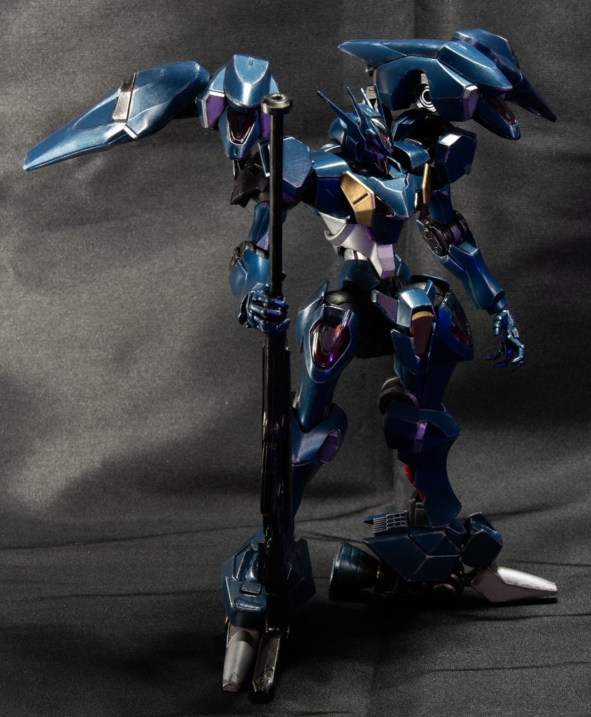 ファラクトは横顔が好きですねー。