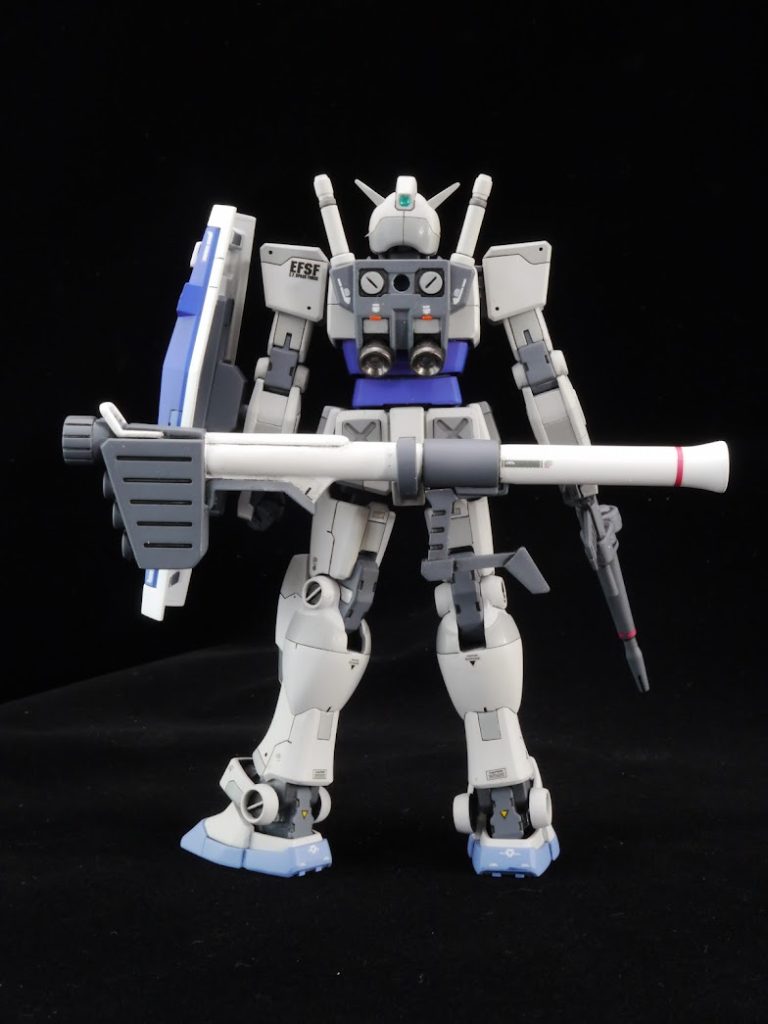 バズーカのラッチとリアのバッテンがついたヘリウムコアは3Dプリンタで出力したものです。