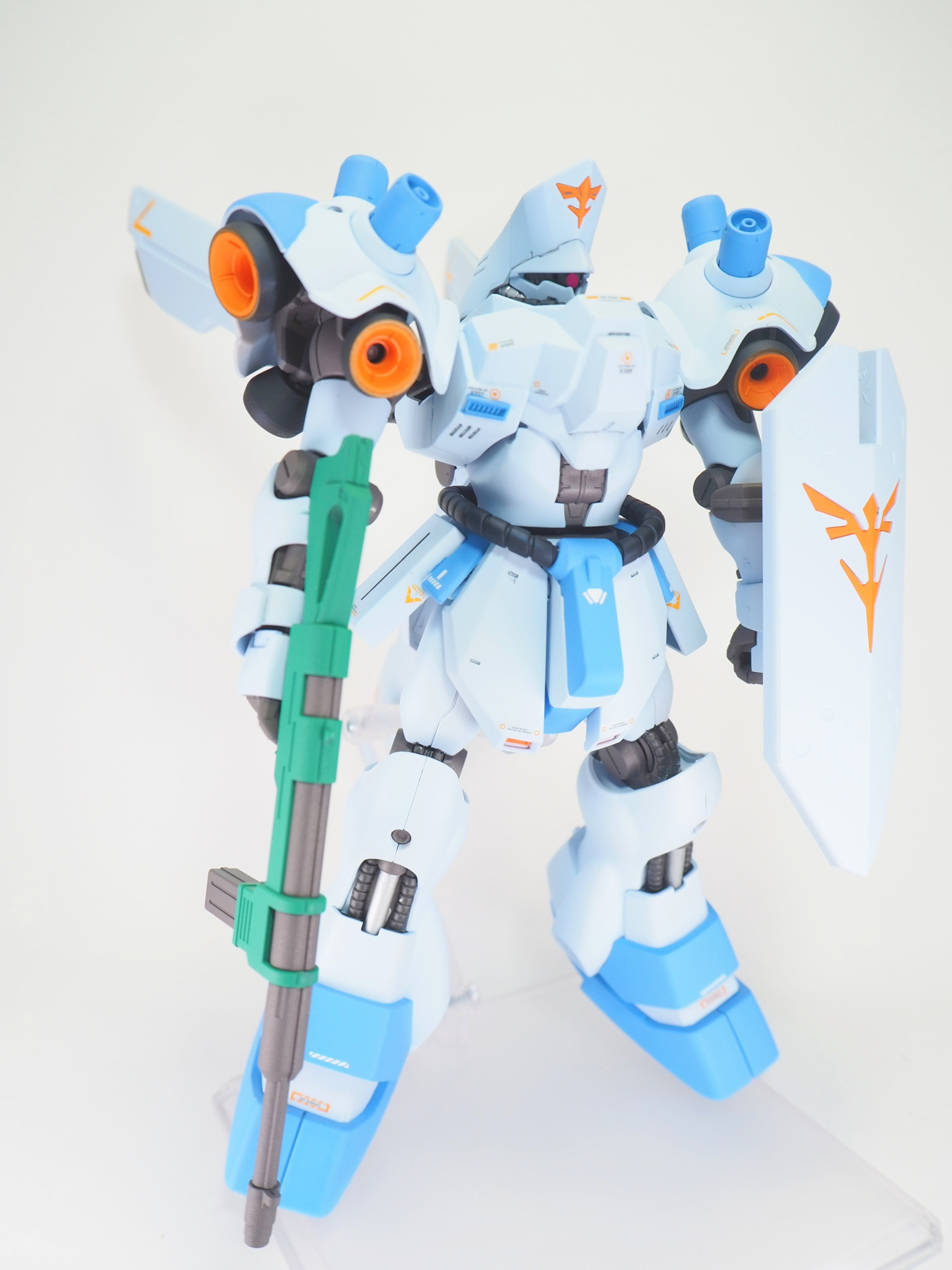 サイコ・ドーガ HG 1/144 グラデーション塗装-