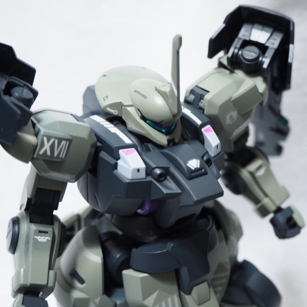 ディランザ_フェルシー・ロロ専用機