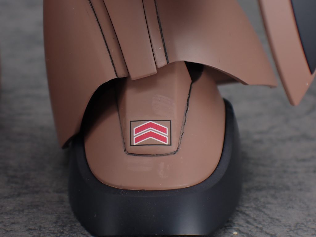 デカールノリの拭き残し？トップコートを吹いて乾燥させると浮き出てくる。次回からは気をつけよう