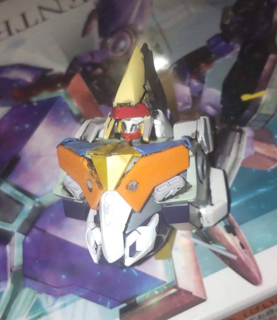 胴体は切った貼ったして作りました。