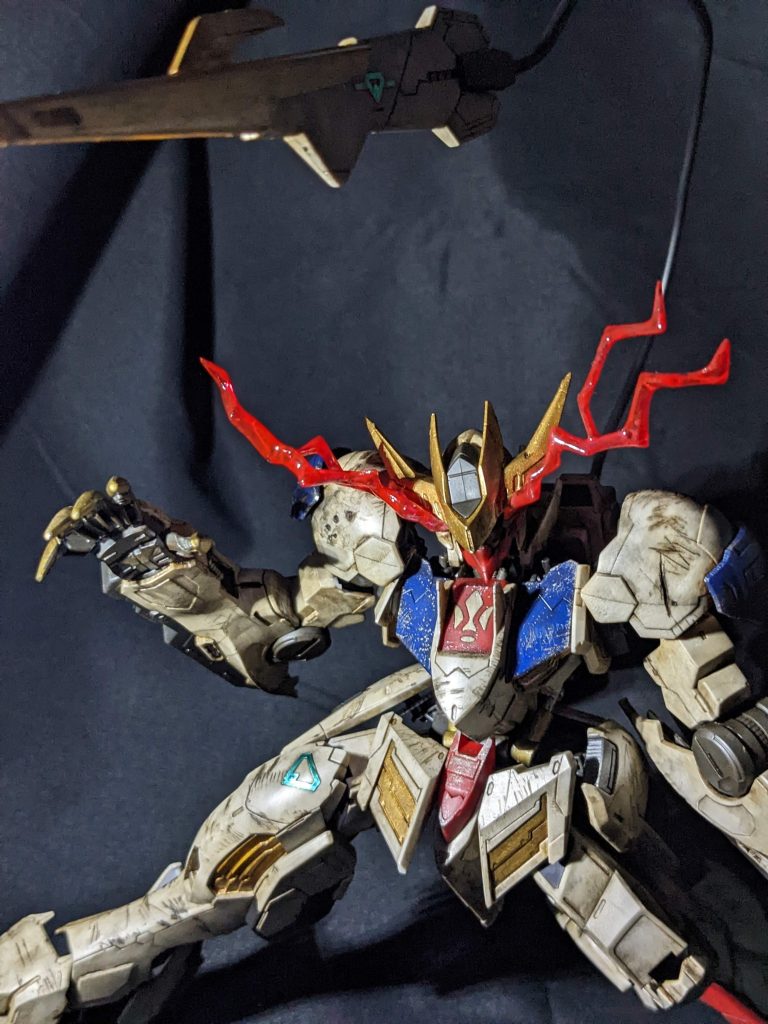 『狼の王』の名の通り、孤高の戦士、漢の機体でしたね。