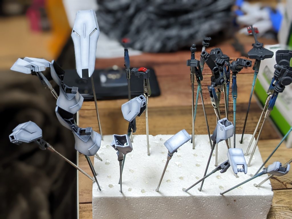 基本は黒立ち上げでエッヂを残して塗装