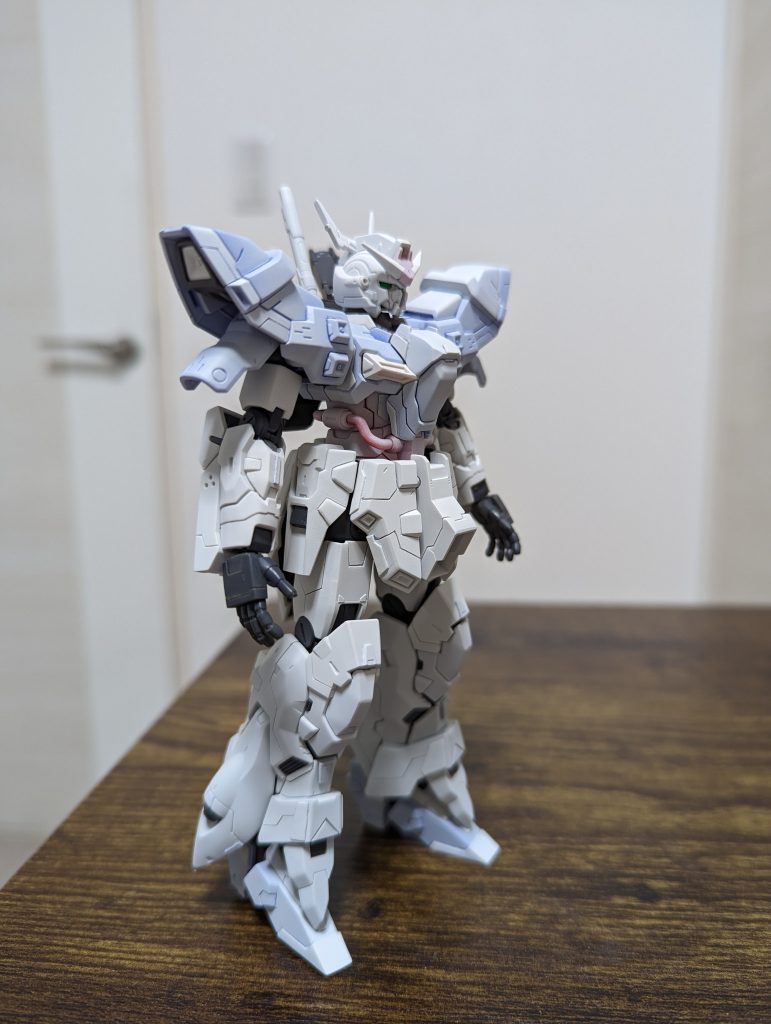 ディテール追加はやりすぎにならないようにしました。