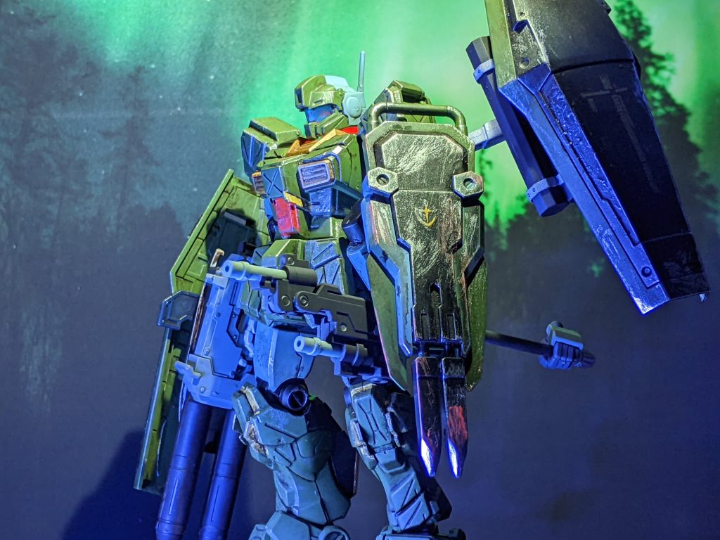 使用機体はジムストライカーとフルアーマーガンダムTBですね。かなり前には塗装出来る段階まで行ってて、放置してたのを今更気付いたのと、ピッチングしてみてぇ〜ってなったので制作しました。