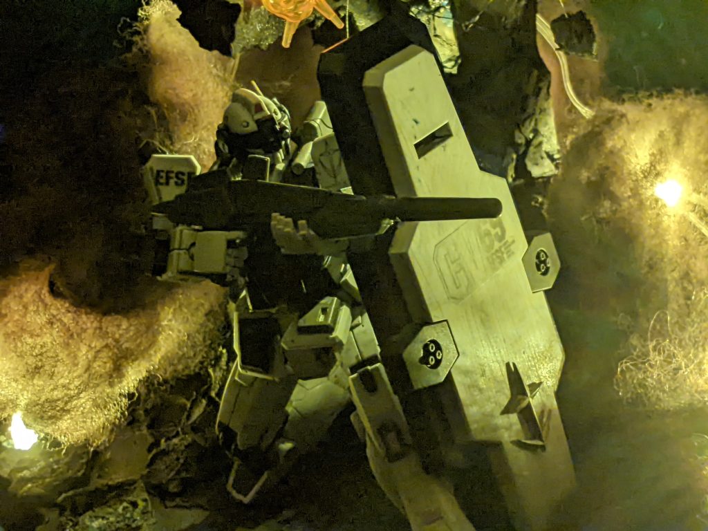 スナイパーっぽいなぁ〜って持たせたら案外良き。