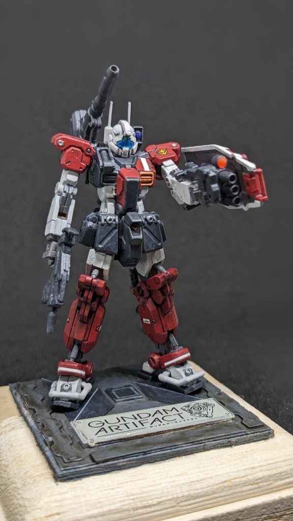 このジムキャノンの切り札「3連ビームスプレーガン」!!　連邦シールドにグフの3連ガトリング付けただけですが、自分の中の設定ではビームスプレーガンです！付けてみたら似合ってたのでお気に入りです😁