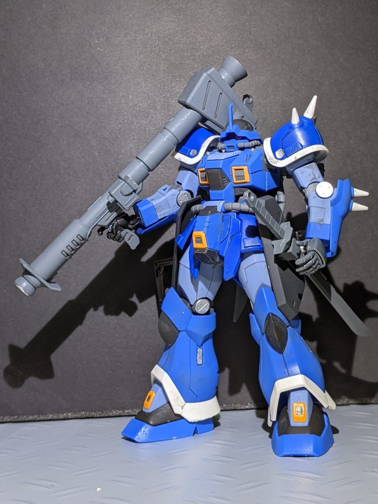 サイドスカートに追加装甲とバズーカなどを追加してみました。