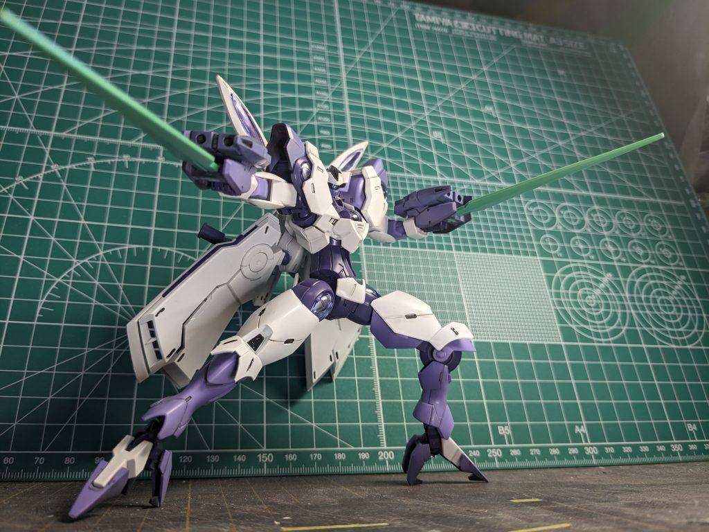 ソードはガイアノーツのパステルプリズムミントグリーンライトブルーを使ってみましたがこれも写真だとよくわからないです…