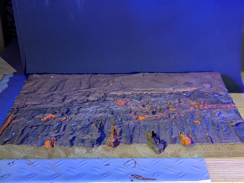 今回は３パーツ構成で制作しました。銃撃戦用と普通の壁です。