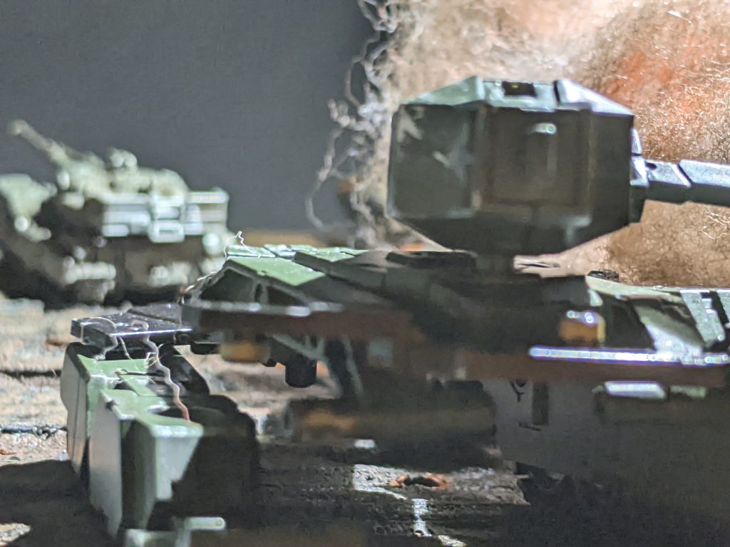 罪滅ぼしになんてならない…争い合う者達は皆、己の正義を集めてぶつけ合う……ただその中で、より鋭く、より明るく、大地を燃やす物がある。