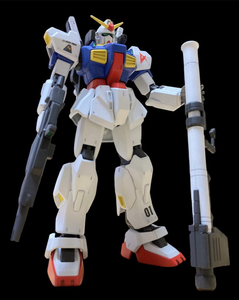 オリジンガンダムのバズーカ(センサーなし)を持たせました。もちろん装備可能