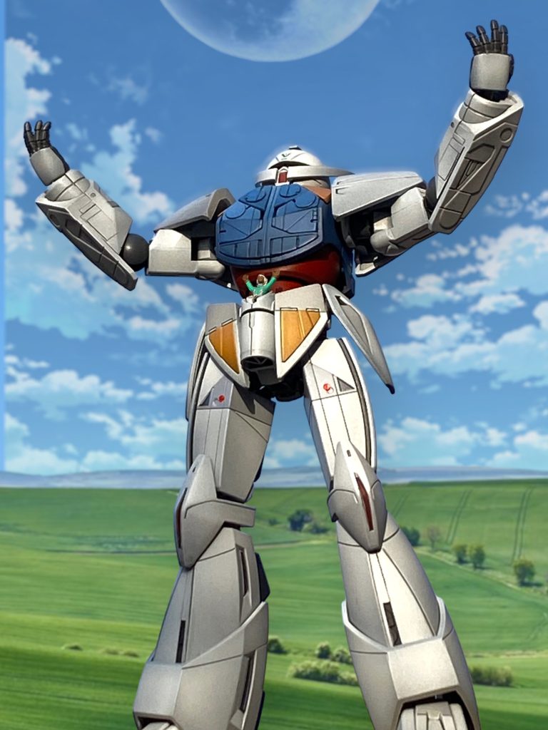 抵抗力など無いはずの地球側がMSを手にした事で帰還作戦は難航し、月からの入植者は苦しい生活に追い込まれます。子供に飲ませるミルクを得るため、所有者が去って農場から逃げた牛を捕まえる入植者(お金を置いていきます)を手伝ったロラン達は地球住民達の非難にあいます。「盗っ人!」「月の人間なんか飢えて死んでしまえ!」「同じ人間じゃないですか。子供だっているんですよ。助けてあげてもいいじゃないですか!死ねばいいなんてひどい!ひどすぎます!」普段穏やかなロランから溢れる早口が胸を打ちます。「僕は2年前に月から来ました。けど月の人と戦います。だけども、地球の人とも戦います。人の命を大事にしない人とは、僕は誰とでも戦います!」お気に入りの序盤ハイライトシーンを再現したくて頑張りましたが、1/144ロランは小さすぎました😅以下制作工程です。