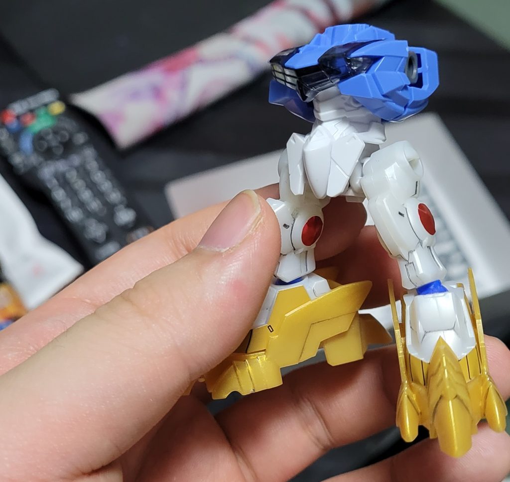 SDエアリアル胴体にヴァルキランダー脚部をミキシング、なんと無加工でハマりました🤣