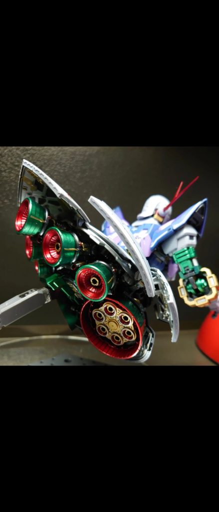 白サザビー–2枚目/制作者：3103