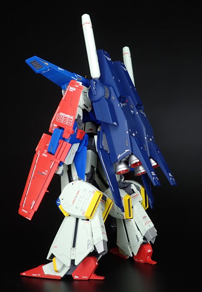 モールドは諸先輩の作品を参考にさせたいただきました。