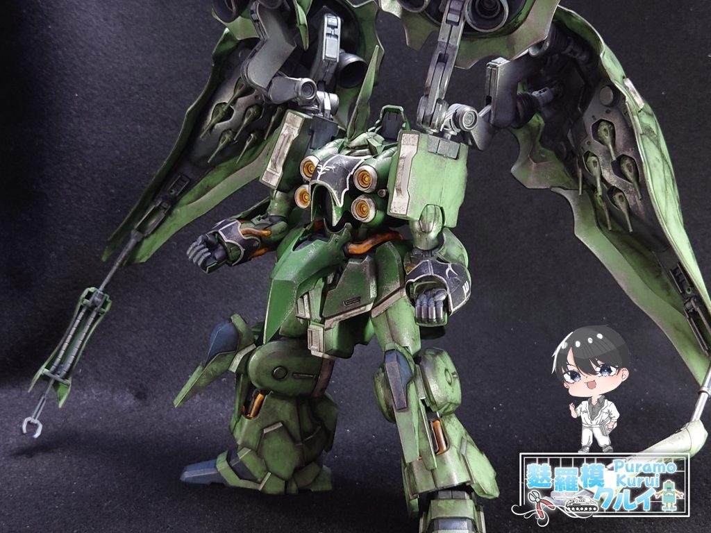 クシャトリヤはでかいので、離れて全身を写すと迫力に欠けて、迫力を出そうと近付くと全身が入らない…うーん、悩ましいです…