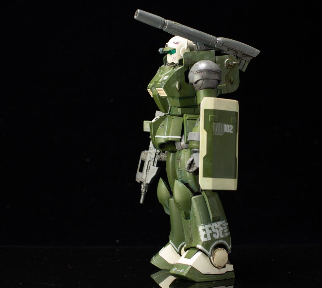 プラモ復帰したばかりなので、ウェザリングカラーとか、シタデルのナルンオイルなどで、ウェザリングしてますが、今見ると荒っぽいですね