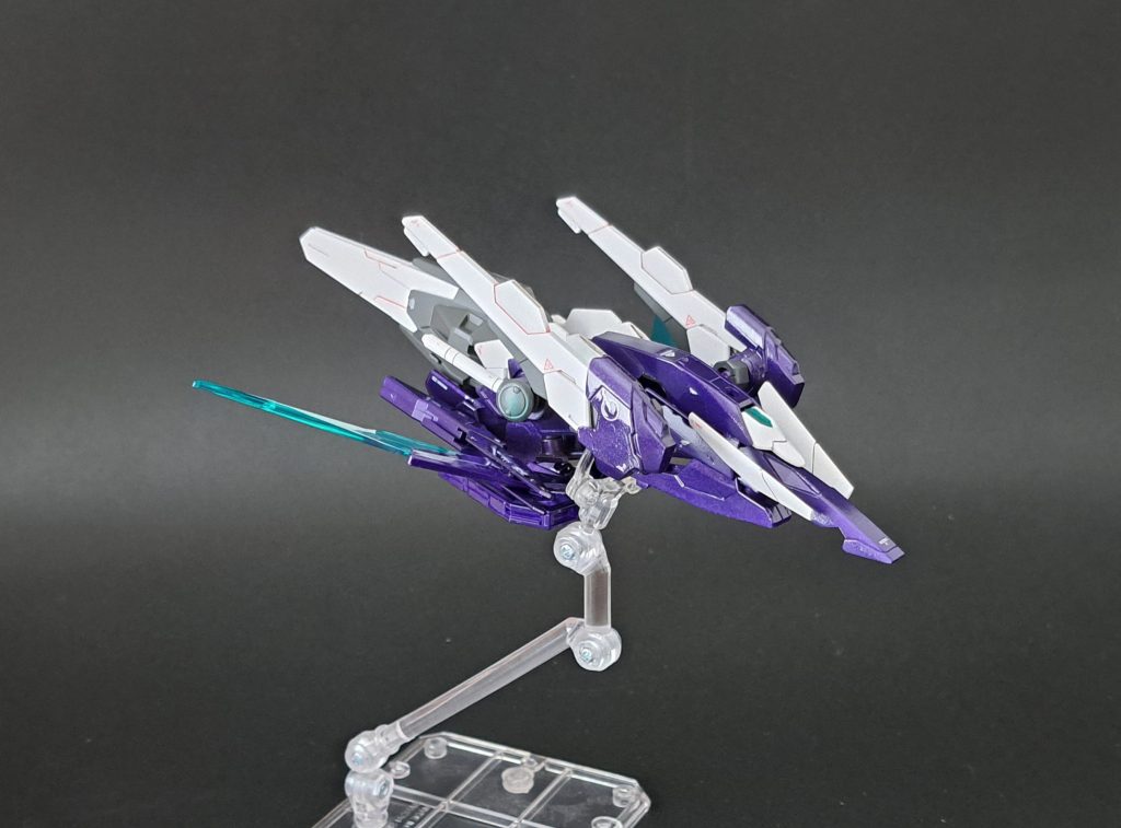 バックパックは無人飛行機として機能します