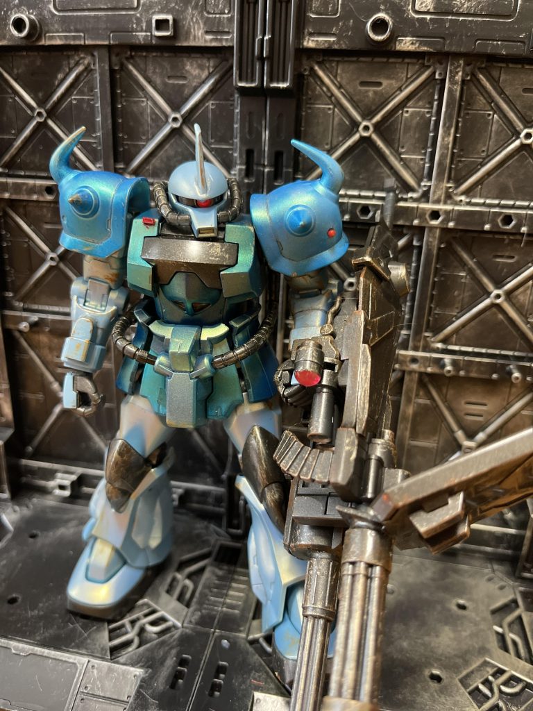 グフカスタム　偏光パールだけど........–2枚目/制作者：ぬ〜さん