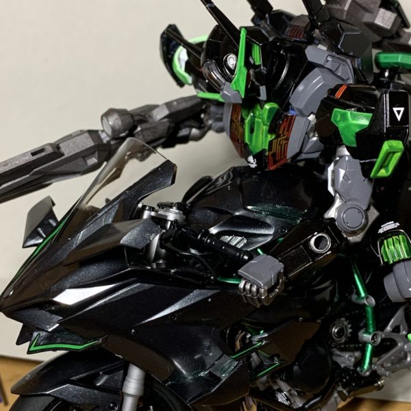 ガンダムエアリアルVer.カワサキNINJAレーサー完成