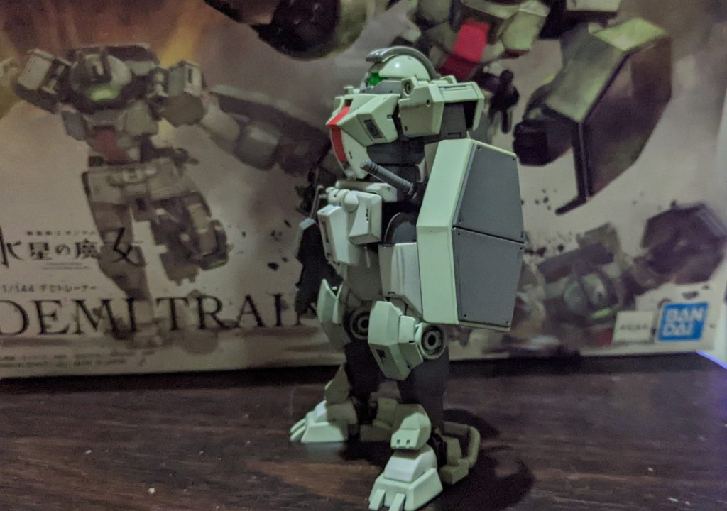 デミトレーナー–3枚目/制作者：福狼。