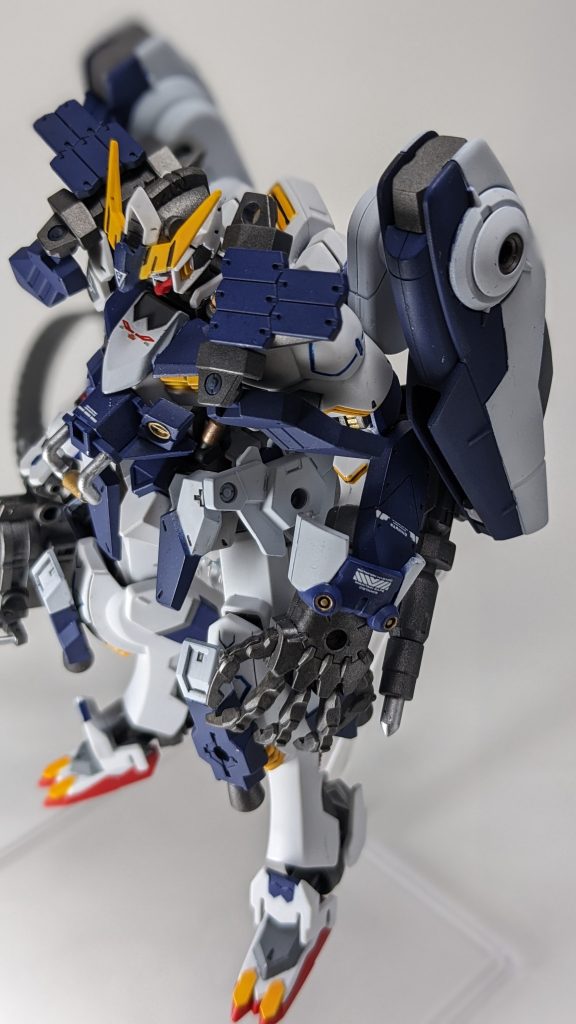 HGガンダムバルバトス(30mmアーマー装備)–3枚目/制作者:ロシ