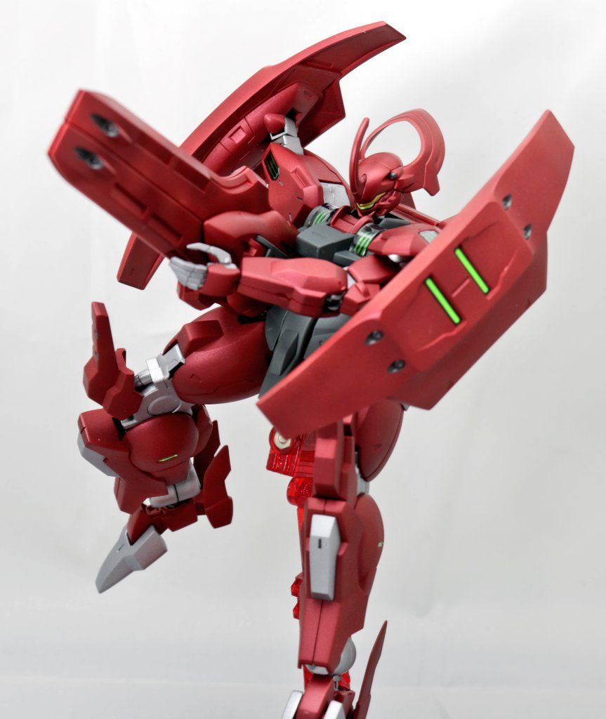 シュバルゼッテから拝借したガーディアン。シュバルゼッテを赤く塗る人は結構見掛けたけど、ダリルバルデに持たせてる人はあんまり見掛けませんでしたね。