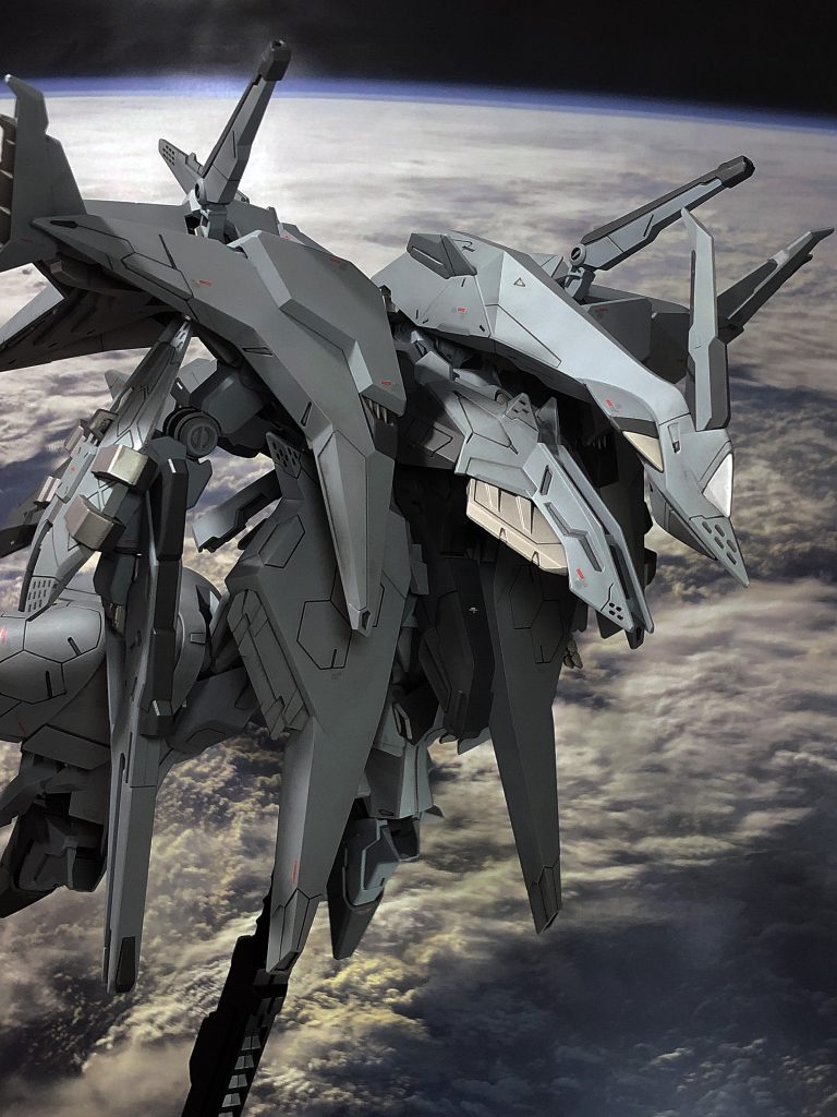 軍用機の塗装について調べてみると、ロービジ迷彩は2000年頃から主流になったそうな。うーん、これは今後も変わらなさそうだな、ということで、ペーネロペーをロービジカラーで制作しました。