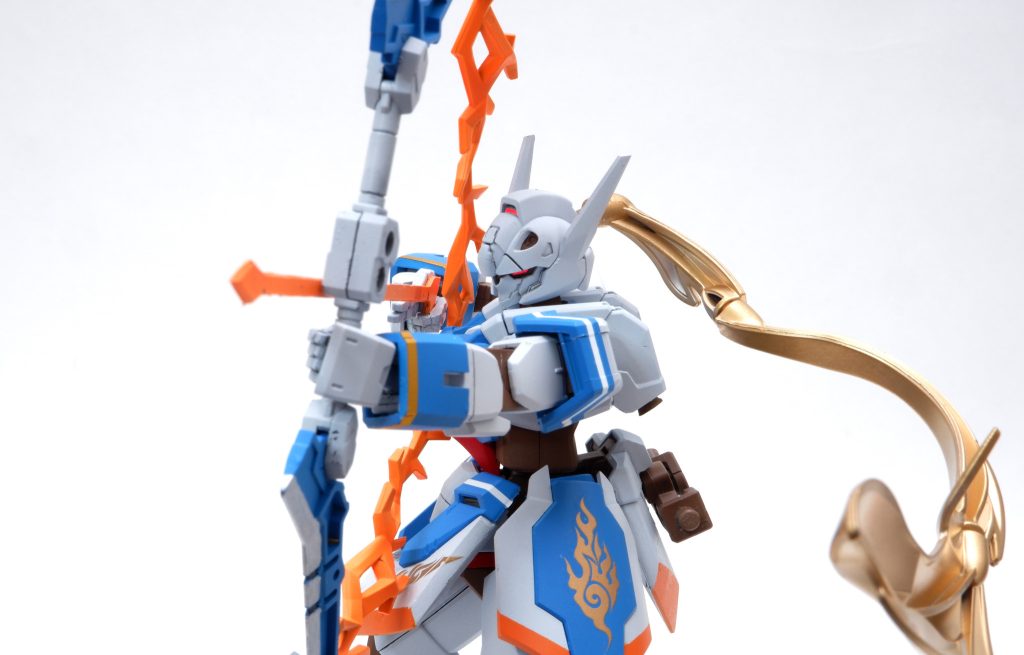 弓を絞るシーンが似あうんよ