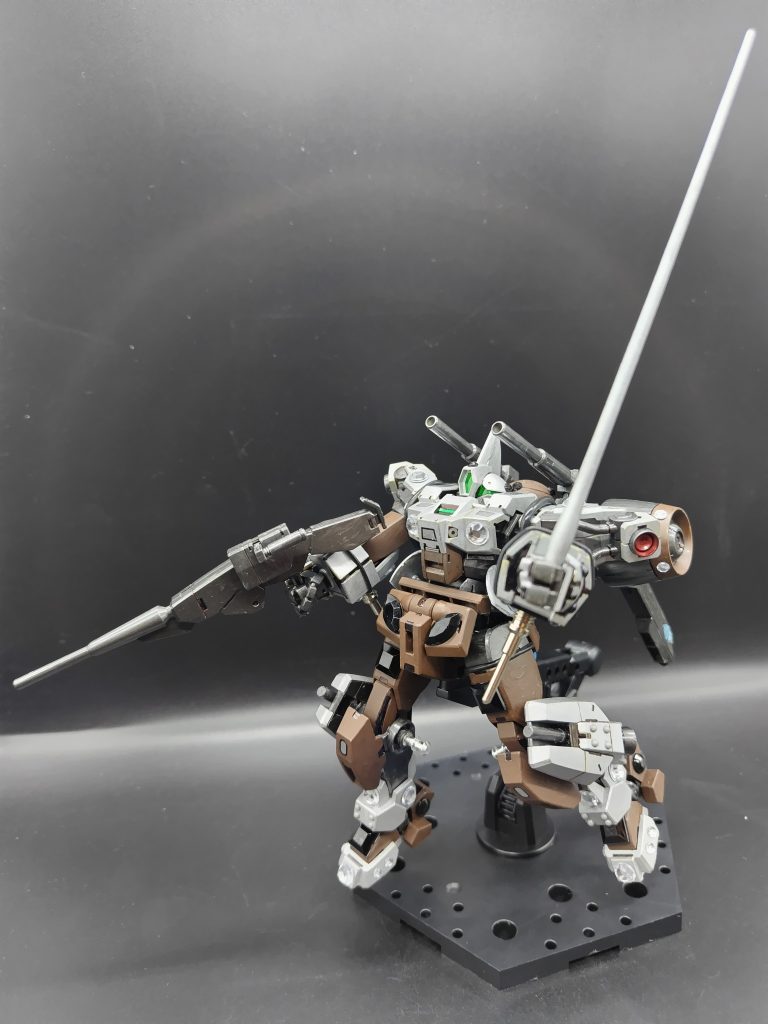 ビームライフルとビームサーベルでの攻撃状態です。