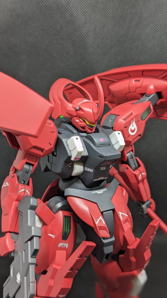 デカールはダリルバルデ用を少々