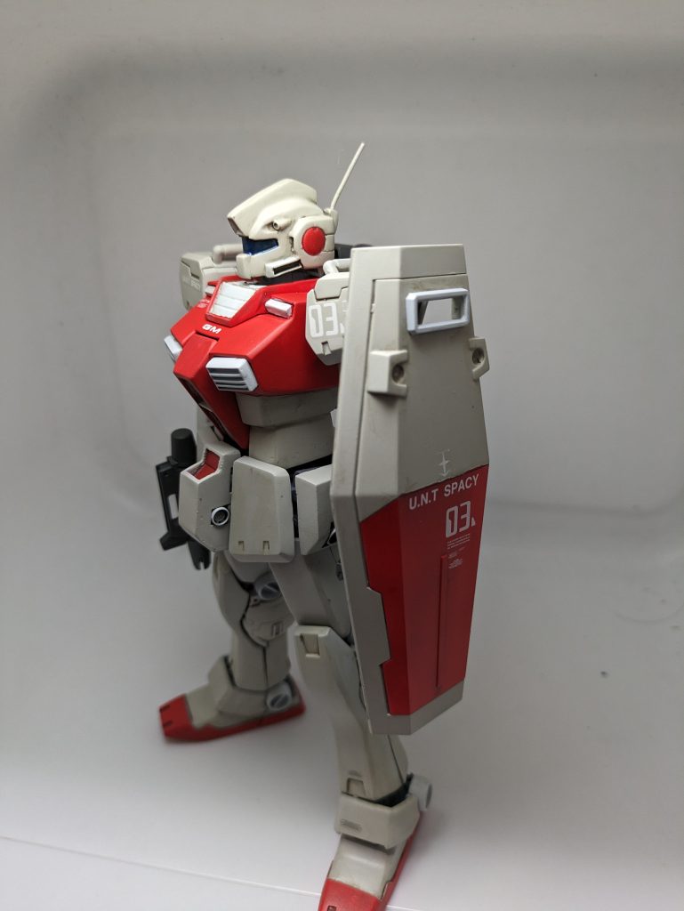 頭部はキットをベースに切った貼ったして小型化。武装はキットの出来が良かったのでノーマルです。