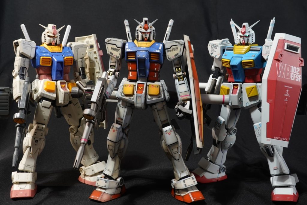 過去作のガンダムと一緒に。同じガンダムでもけっこう違いますね。