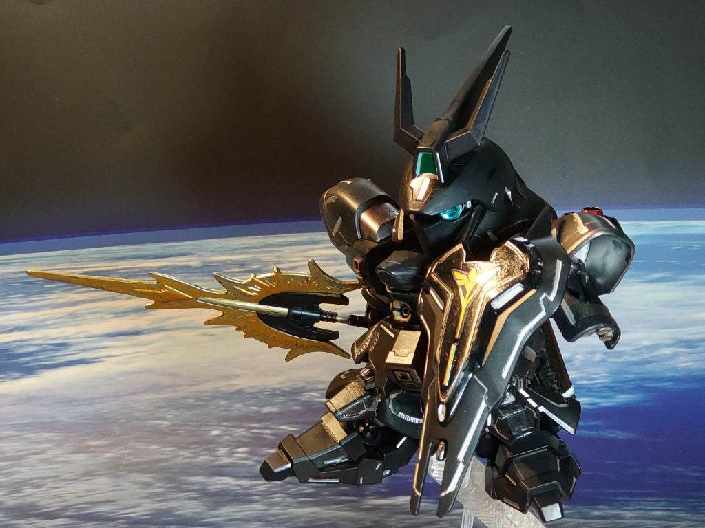 ビーム・トマホーク抜刀こうして見ると完全に黒騎士だね、こりゃ