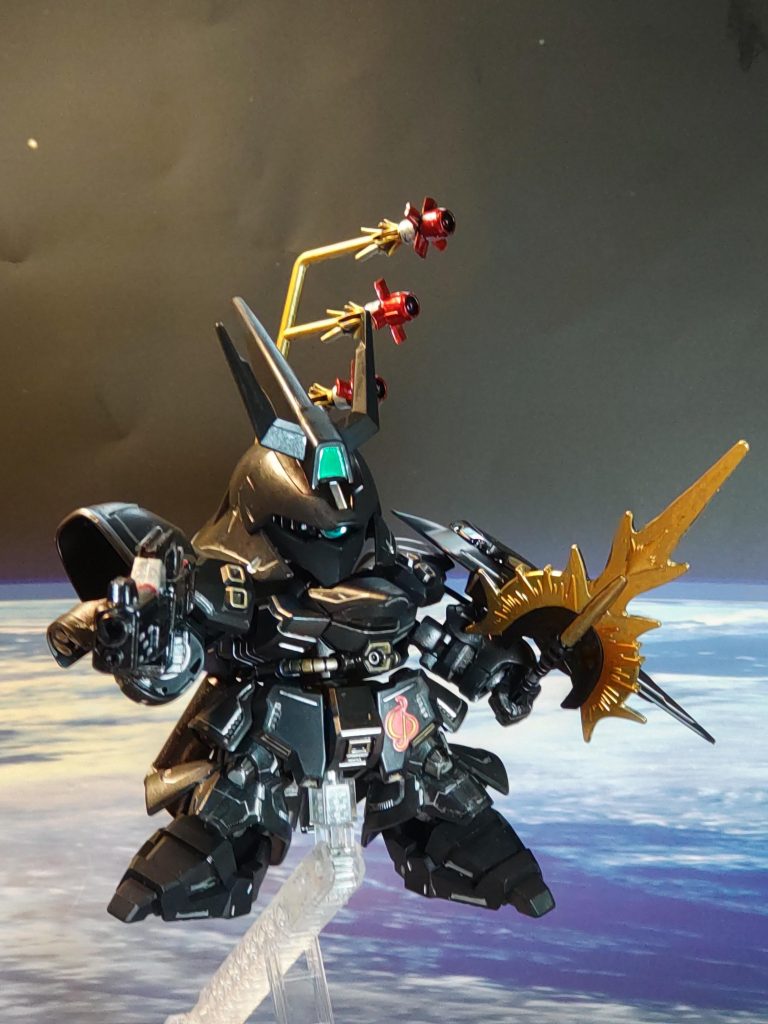 フル装備でアクションやはりサザビーは、どうやってもカッコいいなぁ…