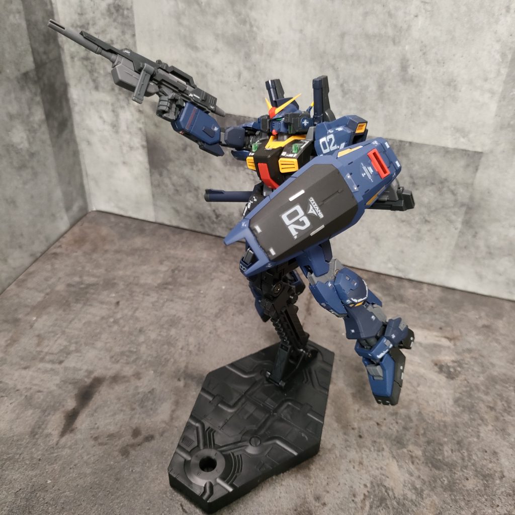 何となく02を貼ったけどパイロット誰だろ‥。