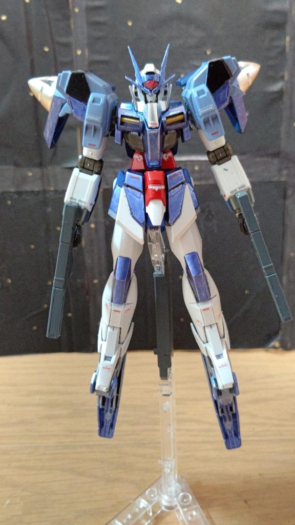 デカールも(ずれてるけど)貼りました