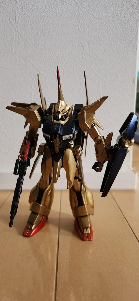 バウはよくZガンダムに似てるみたいなんですが百式にも近いですよね