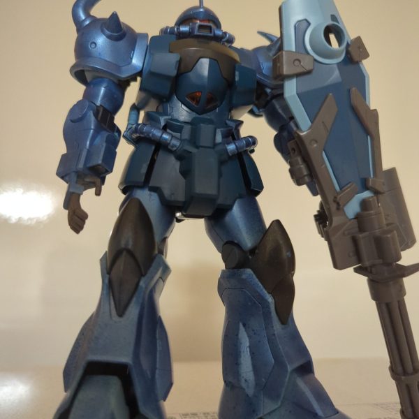 グフ・カスタム　塗装