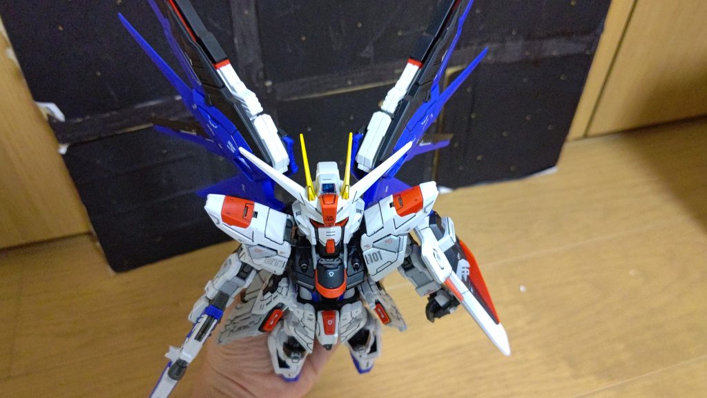 出撃！この頃は台座がないので手で撮影中